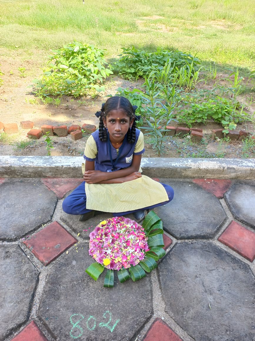 FLOWER ARRANGEMENT