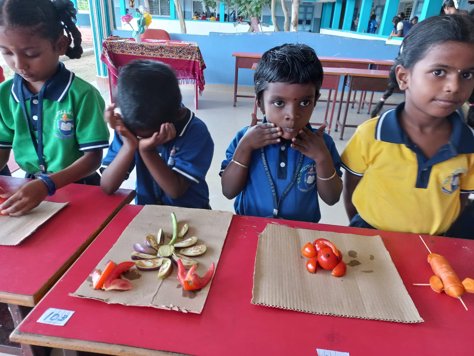 VEGETABLE CARVING